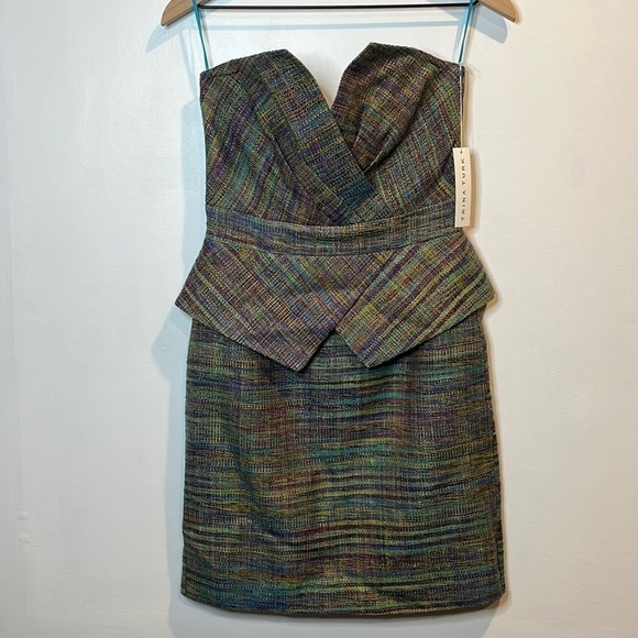 NWT Trina Turk Women’s Strapless Tweed Multicolor Peplum Mini Dress Size 4 - Picture 1 of 11